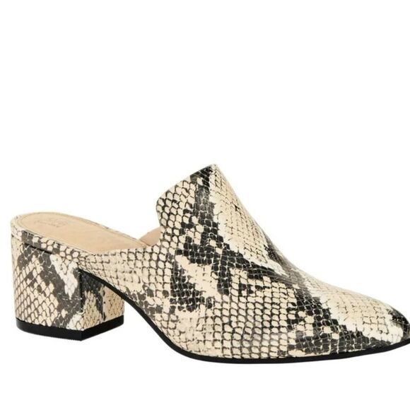 TIME AND TRU SNEAKING BLOCK HEEL PLATFORM MULE SHOE - Picture 4 of 16